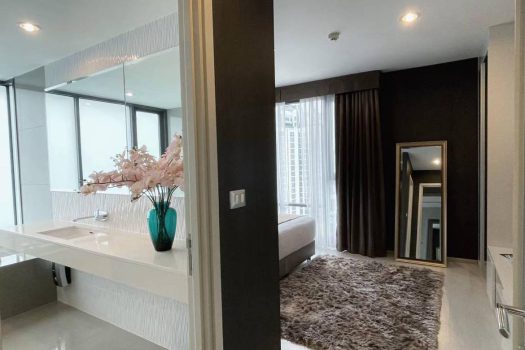 ขายพร้อมผู้เช่า คอนโด Rhythm Sukhumvit 4 ห้องสวย แต่งครบ 78 ตร.ม. 2 ห้องนอน 2 ห้องน้ำ ชั้น 22 ทำเลดีมาก ใกล้ BTS เอกมัย