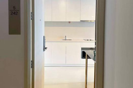 ขายพร้อมผู้เช่า คอนโด Rhythm Sukhumvit 4 ห้องสวย แต่งครบ 78 ตร.ม. 2 ห้องนอน 2 ห้องน้ำ ชั้น 22 ทำเลดีมาก ใกล้ BTS เอกมัย