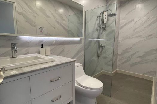 ขายพร้อมผู้เช่า Townhome สุขุมวิท 65 4 ห้องนอน 3 ห้องน้ำ 19 ตร.ว.