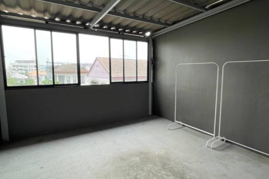 ขายพร้อมผู้เช่า Townhome สุขุมวิท 65 4 ห้องนอน 3 ห้องน้ำ 19 ตร.ว.