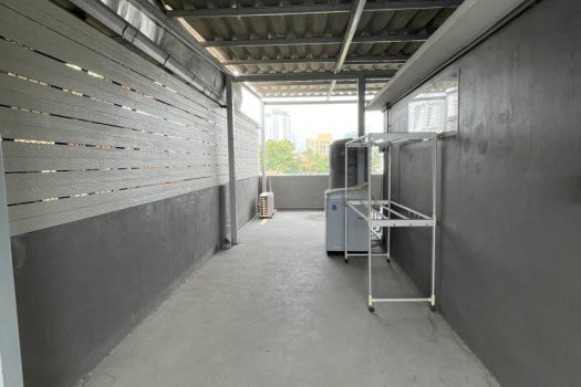 ขายพร้อมผู้เช่า Townhome สุขุมวิท 65 4 ห้องนอน 3 ห้องน้ำ 19 ตร.ว.