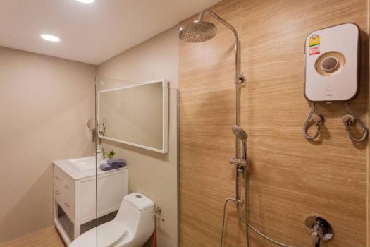 ขายพร้อมผู้เช่า Townhome สุขุมวิท 65 4 ห้องนอน 3 ห้องน้ำ 19 ตร.ว.