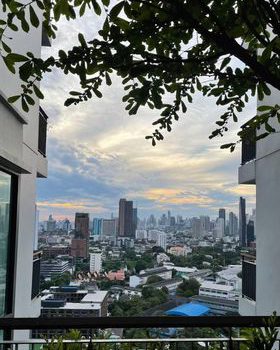 ขายพร้อมผู้เช่า คอนโด Rhythm Sukhumvit 4 ห้องสวย แต่งครบ 78 ตร.ม. 2 ห้องนอน 2 ห้องน้ำ ชั้น 22 ทำเลดีมาก ใกล้ BTS เอกมัย