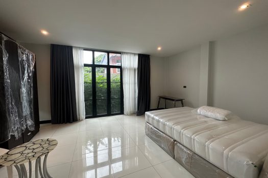 For RENT: ให้เช่า บ้านเดี่ยว ซอย อ่อนนุช 53 ทำเลดี 6 ห้องนอน เหมาะสำหรับครอบครัวใหญ่ Function ครบ พร้อมสระว่ายน้ำส่วนตัว 🏡