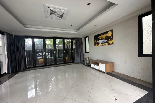 For RENT: ให้เช่า บ้านเดี่ยว ซอย อ่อนนุช 53 ทำเลดี 6 ห้องนอน เหมาะสำหรับครอบครัวใหญ่ Function ครบ พร้อมสระว่ายน้ำส่วนตัว 🏡