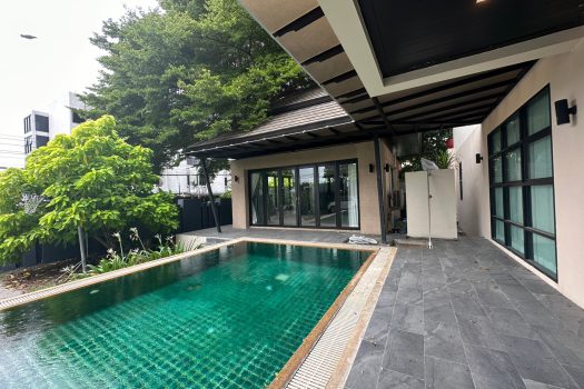 For RENT: ให้เช่า บ้านเดี่ยว ซอย อ่อนนุช 53 ทำเลดี 6 ห้องนอน เหมาะสำหรับครอบครัวใหญ่ Function ครบ พร้อมสระว่ายน้ำส่วนตัว 🏡