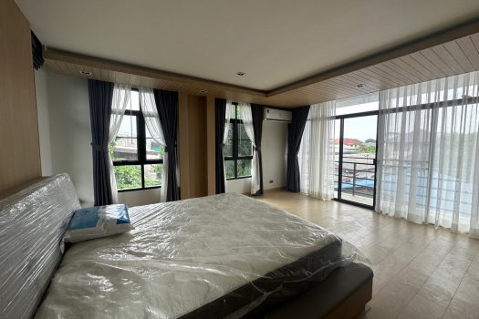 For RENT: ให้เช่า บ้านเดี่ยว ซอย อ่อนนุช 53 ทำเลดี 6 ห้องนอน เหมาะสำหรับครอบครัวใหญ่ Function ครบ พร้อมสระว่ายน้ำส่วนตัว 🏡