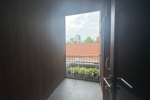 ขาย คอนโด Kalm Penthouse คอนโดหรู 2 ห้องนอน 2 ห้องน้ำ ทำเลดี ในซอยศูนย์วิจัย Pet Friendly