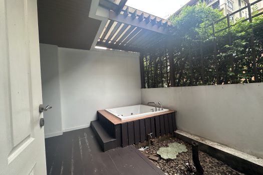 ขายราคาดีมาก คอนโด บ้านนวธารา เกษตร- นวมินทร์ เลียบด่วนรามอินทรา คอนโดสวยสไตล์ รีสอร์ท ห้อง Pool access 2 ห้องนอน 62.44 ตร.ม.