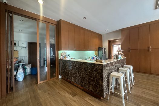 ขายบ้านหรู ตกแต่งสวย เพชรเกษม 88 พื้นที่ 475 ตร.วา พร้อมสระว่ายน้ำในตัว เหมาะกับครอบครัวขนาดใหญ่ เดินทางสะดวก เข้าออกได้หลายทาง