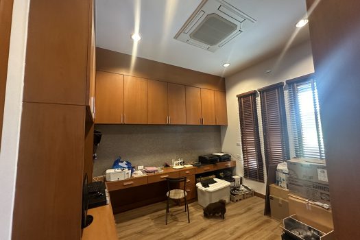 ขายบ้านหรู ตกแต่งสวย เพชรเกษม 88 พื้นที่ 475 ตร.วา พร้อมสระว่ายน้ำในตัว เหมาะกับครอบครัวขนาดใหญ่ เดินทางสะดวก เข้าออกได้หลายทาง