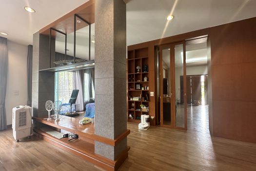 ขายบ้านหรู ตกแต่งสวย เพชรเกษม 88 พื้นที่ 475 ตร.วา พร้อมสระว่ายน้ำในตัว เหมาะกับครอบครัวขนาดใหญ่ เดินทางสะดวก เข้าออกได้หลายทาง