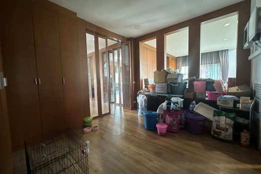 ขายบ้านหรู ตกแต่งสวย เพชรเกษม 88 พื้นที่ 475 ตร.วา พร้อมสระว่ายน้ำในตัว เหมาะกับครอบครัวขนาดใหญ่ เดินทางสะดวก เข้าออกได้หลายทาง