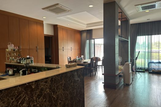 ขายบ้านหรู ตกแต่งสวย เพชรเกษม 88 พื้นที่ 475 ตร.วา พร้อมสระว่ายน้ำในตัว เหมาะกับครอบครัวขนาดใหญ่ เดินทางสะดวก เข้าออกได้หลายทาง