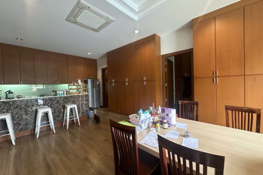 ขายบ้านหรู ตกแต่งสวย เพชรเกษม 88 พื้นที่ 475 ตร.วา พร้อมสระว่ายน้ำในตัว เหมาะกับครอบครัวขนาดใหญ่ เดินทางสะดวก เข้าออกได้หลายทาง