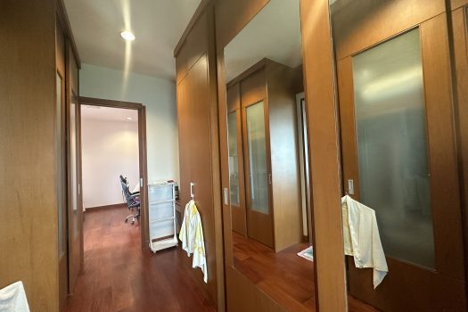 ขายบ้านหรู ตกแต่งสวย เพชรเกษม 88 พื้นที่ 475 ตร.วา พร้อมสระว่ายน้ำในตัว เหมาะกับครอบครัวขนาดใหญ่ เดินทางสะดวก เข้าออกได้หลายทาง