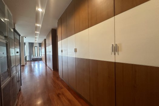 ขายบ้านหรู ตกแต่งสวย เพชรเกษม 88 พื้นที่ 475 ตร.วา พร้อมสระว่ายน้ำในตัว เหมาะกับครอบครัวขนาดใหญ่ เดินทางสะดวก เข้าออกได้หลายทาง