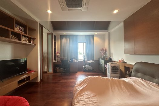 ขายบ้านหรู ตกแต่งสวย เพชรเกษม 88 พื้นที่ 475 ตร.วา พร้อมสระว่ายน้ำในตัว เหมาะกับครอบครัวขนาดใหญ่ เดินทางสะดวก เข้าออกได้หลายทาง