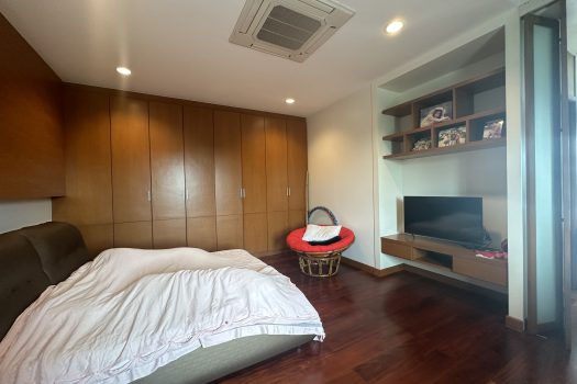 ขายบ้านหรู ตกแต่งสวย เพชรเกษม 88 พื้นที่ 475 ตร.วา พร้อมสระว่ายน้ำในตัว เหมาะกับครอบครัวขนาดใหญ่ เดินทางสะดวก เข้าออกได้หลายทาง