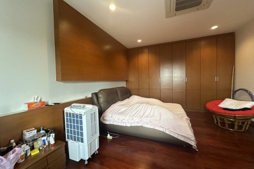 ขายบ้านหรู ตกแต่งสวย เพชรเกษม 88 พื้นที่ 475 ตร.วา พร้อมสระว่ายน้ำในตัว เหมาะกับครอบครัวขนาดใหญ่ เดินทางสะดวก เข้าออกได้หลายทาง