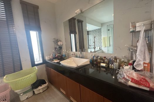 ขายบ้านหรู ตกแต่งสวย เพชรเกษม 88 พื้นที่ 475 ตร.วา พร้อมสระว่ายน้ำในตัว เหมาะกับครอบครัวขนาดใหญ่ เดินทางสะดวก เข้าออกได้หลายทาง