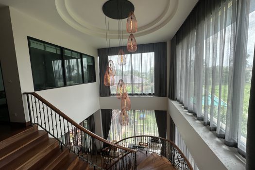 ขายบ้านหรู ตกแต่งสวย เพชรเกษม 88 พื้นที่ 475 ตร.วา พร้อมสระว่ายน้ำในตัว เหมาะกับครอบครัวขนาดใหญ่ เดินทางสะดวก เข้าออกได้หลายทาง