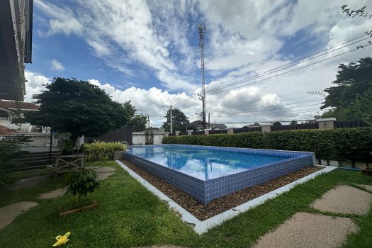 ขายบ้านหรู ตกแต่งสวย เพชรเกษม 88 พื้นที่ 475 ตร.วา พร้อมสระว่ายน้ำในตัว เหมาะกับครอบครัวขนาดใหญ่ เดินทางสะดวก เข้าออกได้หลายทาง