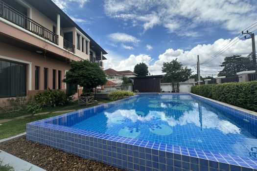 ขายบ้านหรู ตกแต่งสวย เพชรเกษม 88 พื้นที่ 475 ตร.วา พร้อมสระว่ายน้ำในตัว เหมาะกับครอบครัวขนาดใหญ่ เดินทางสะดวก เข้าออกได้หลายทาง