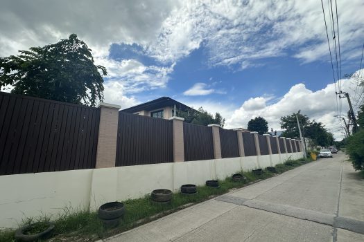 ขายบ้านหรู ตกแต่งสวย เพชรเกษม 88 พื้นที่ 475 ตร.วา พร้อมสระว่ายน้ำในตัว เหมาะกับครอบครัวขนาดใหญ่ เดินทางสะดวก เข้าออกได้หลายทาง