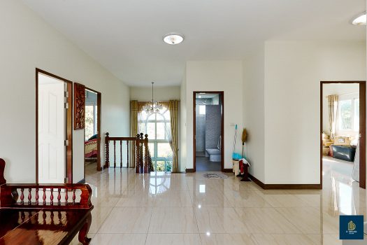 ขายบ้านเดี่ยวสร้างเอง 161.9 ตร.วา 5 ห้องนอน ใกล้ถนนกาญจนาภิเษก เหมาะสำหรับคนชอบบ้านที่ร่มรื่น เงียบสงบ มีพื้นที่ทำสวน ปลูกต้นไม้