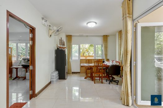 ขายบ้านเดี่ยวสร้างเอง 161.9 ตร.วา 5 ห้องนอน ใกล้ถนนกาญจนาภิเษก เหมาะสำหรับคนชอบบ้านที่ร่มรื่น เงียบสงบ มีพื้นที่ทำสวน ปลูกต้นไม้