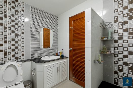 ขายบ้านเดี่ยวสร้างเอง 161.9 ตร.วา 5 ห้องนอน ใกล้ถนนกาญจนาภิเษก เหมาะสำหรับคนชอบบ้านที่ร่มรื่น เงียบสงบ มีพื้นที่ทำสวน ปลูกต้นไม้