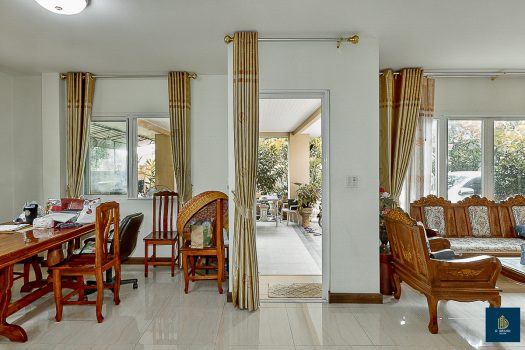 ขายบ้านเดี่ยวสร้างเอง 161.9 ตร.วา 5 ห้องนอน ใกล้ถนนกาญจนาภิเษก เหมาะสำหรับคนชอบบ้านที่ร่มรื่น เงียบสงบ มีพื้นที่ทำสวน ปลูกต้นไม้