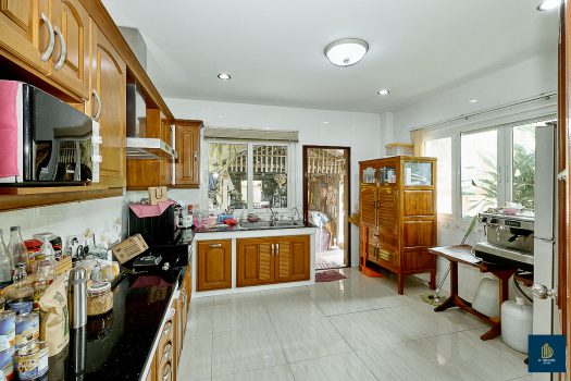 ขายบ้านเดี่ยวสร้างเอง 161.9 ตร.วา 5 ห้องนอน ใกล้ถนนกาญจนาภิเษก เหมาะสำหรับคนชอบบ้านที่ร่มรื่น เงียบสงบ มีพื้นที่ทำสวน ปลูกต้นไม้