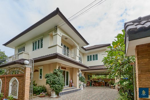 ขายบ้านเดี่ยวสร้างเอง 161.9 ตร.วา 5 ห้องนอน ใกล้ถนนกาญจนาภิเษก เหมาะสำหรับคนชอบบ้านที่ร่มรื่น เงียบสงบ มีพื้นที่ทำสวน ปลูกต้นไม้