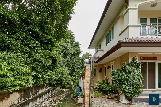 ขายบ้านเดี่ยวสร้างเอง 161.9 ตร.วา 5 ห้องนอน ใกล้ถนนกาญจนาภิเษก เหมาะสำหรับคนชอบบ้านที่ร่มรื่น เงียบสงบ มีพื้นที่ทำสวน ปลูกต้นไม้