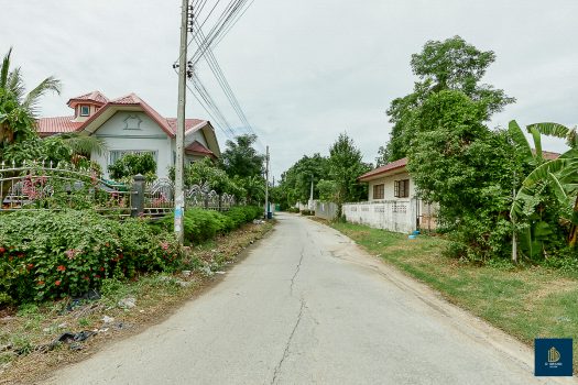 ขายบ้านเดี่ยวสร้างเอง 161.9 ตร.วา 5 ห้องนอน ใกล้ถนนกาญจนาภิเษก เหมาะสำหรับคนชอบบ้านที่ร่มรื่น เงียบสงบ มีพื้นที่ทำสวน ปลูกต้นไม้