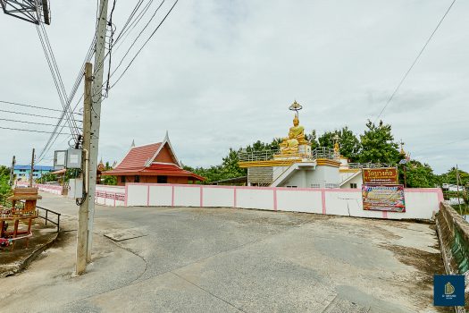 ขายบ้านเดี่ยวสร้างเอง 161.9 ตร.วา 5 ห้องนอน ใกล้ถนนกาญจนาภิเษก เหมาะสำหรับคนชอบบ้านที่ร่มรื่น เงียบสงบ มีพื้นที่ทำสวน ปลูกต้นไม้