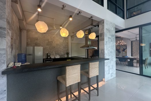 ขาย ออฟฟิส 3 ชั้น ทำเลดีสุดย่าน เหม่งจ๋าย-เลียบด่วนรามอินทรา อาคารสวย ตอบโจทย์คนรุ่นใหม่ ที่จอดรถเยอะ