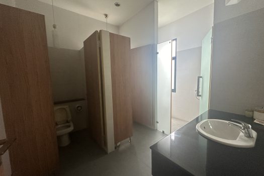 ขาย ออฟฟิส 3 ชั้น ทำเลดีสุดย่าน เหม่งจ๋าย-เลียบด่วนรามอินทรา อาคารสวย ตอบโจทย์คนรุ่นใหม่ ที่จอดรถเยอะ