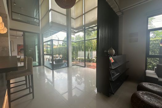 ขาย ออฟฟิส 3 ชั้น ทำเลดีสุดย่าน เหม่งจ๋าย-เลียบด่วนรามอินทรา อาคารสวย ตอบโจทย์คนรุ่นใหม่ ที่จอดรถเยอะ