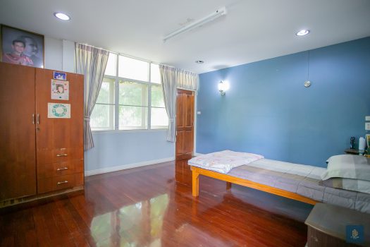 ขายด่วนมาก บ้านเดี่ยว 2 ชั้น ทำเลดี ซอยลาดพร้าว 48 เข้าออกได้หลายทาง 160 ตร.วา ใกล้ สถานีสุทธิสาร และ สถานีภาวนา