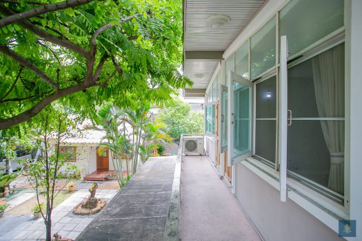 ขายด่วนมาก บ้านเดี่ยว 2 ชั้น ทำเลดี ซอยลาดพร้าว 48 เข้าออกได้หลายทาง 160 ตร.วา ใกล้ สถานีสุทธิสาร และ สถานีภาวนา