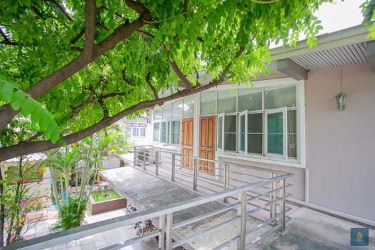 ขายด่วนมาก บ้านเดี่ยว 2 ชั้น ทำเลดี ซอยลาดพร้าว 48 เข้าออกได้หลายทาง 160 ตร.วา ใกล้ สถานีสุทธิสาร และ สถานีภาวนา