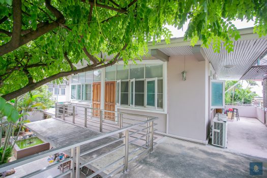 ขายด่วนมาก บ้านเดี่ยว 2 ชั้น ทำเลดี ซอยลาดพร้าว 48 เข้าออกได้หลายทาง 160 ตร.วา ใกล้ สถานีสุทธิสาร และ สถานีภาวนา