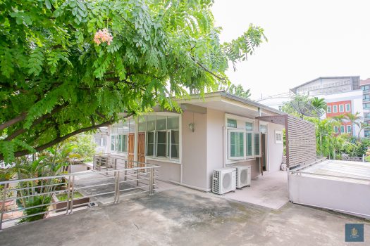 ขายด่วนมาก บ้านเดี่ยว 2 ชั้น ทำเลดี ซอยลาดพร้าว 48 เข้าออกได้หลายทาง 160 ตร.วา ใกล้ สถานีสุทธิสาร และ สถานีภาวนา