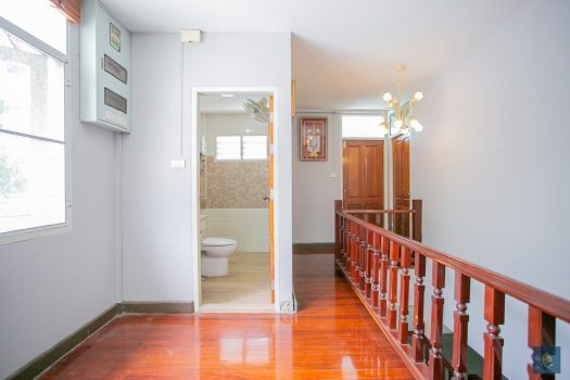 ขายด่วนมาก บ้านเดี่ยว 2 ชั้น ทำเลดี ซอยลาดพร้าว 48 เข้าออกได้หลายทาง 160 ตร.วา ใกล้ สถานีสุทธิสาร และ สถานีภาวนา