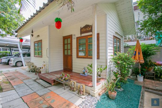 ขายด่วนมาก บ้านเดี่ยว 2 ชั้น ทำเลดี ซอยลาดพร้าว 48 เข้าออกได้หลายทาง 160 ตร.วา ใกล้ สถานีสุทธิสาร และ สถานีภาวนา