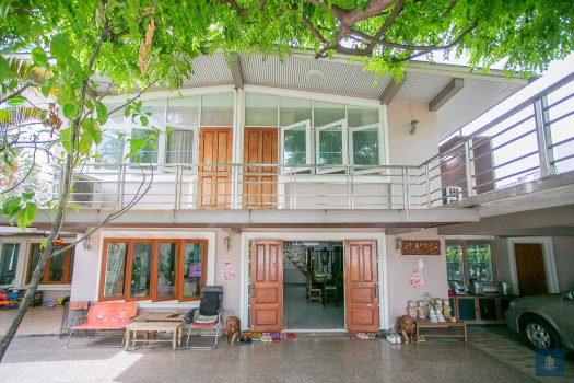 ขายด่วนมาก บ้านเดี่ยว 2 ชั้น ทำเลดี ซอยลาดพร้าว 48 เข้าออกได้หลายทาง 160 ตร.วา ใกล้ สถานีสุทธิสาร และ สถานีภาวนา