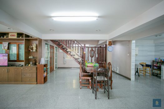 ขายด่วนมาก บ้านเดี่ยว 2 ชั้น ทำเลดี ซอยลาดพร้าว 48 เข้าออกได้หลายทาง 160 ตร.วา ใกล้ สถานีสุทธิสาร และ สถานีภาวนา